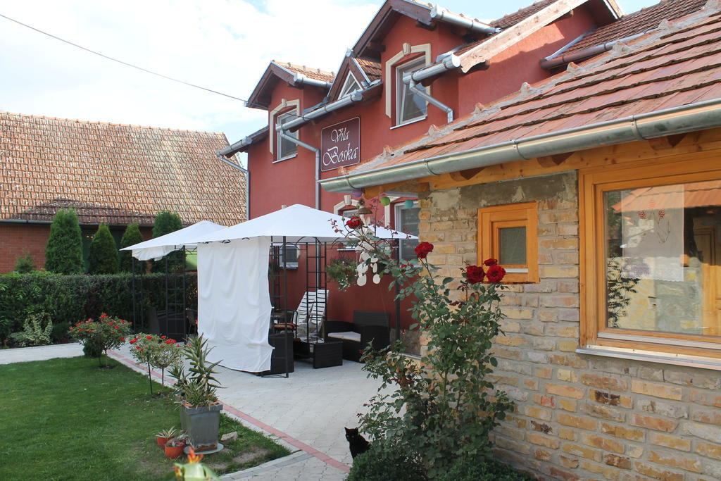 Vila Boska Palić מראה חיצוני תמונה